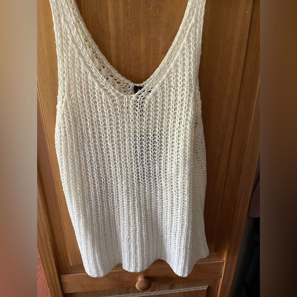 White tank